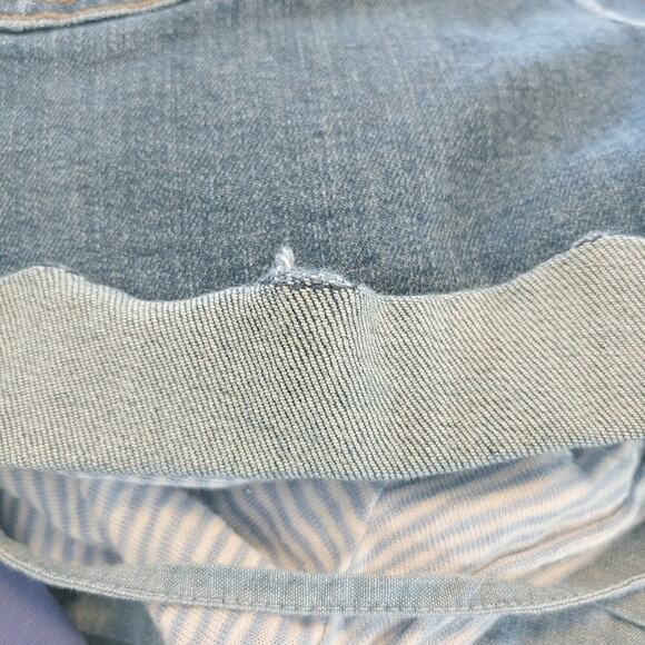 Levi's Women's Wedgie Shorts Sz 29 Summer Casual - Picture 6 of 8